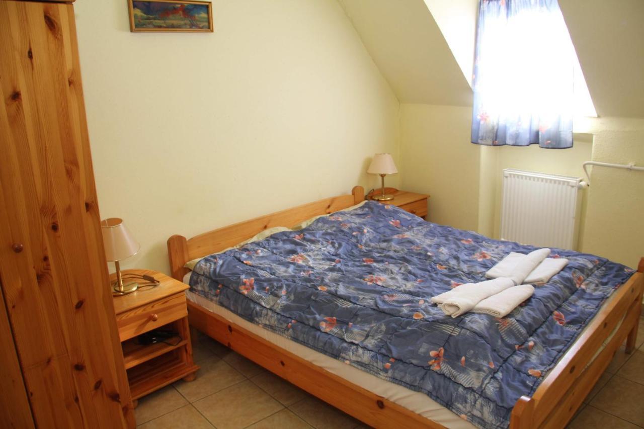 Afrodité Apartmanok Eger Exterior foto