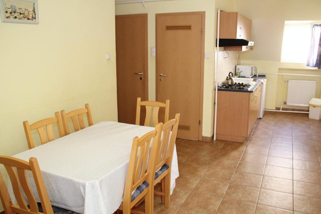 Afrodité Apartmanok Eger Exterior foto